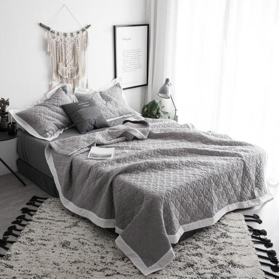 Solid Geometrisk Sängkläder Set Grå Broderat Överkast